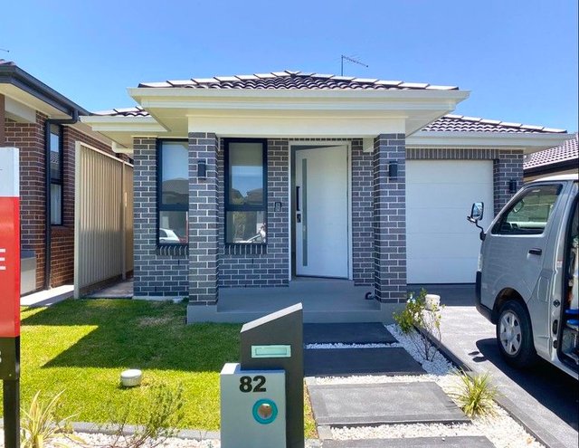 82 Ficus Street, NSW 2769