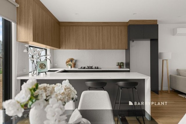 1-2/37-39 Meadow Wood Walk, VIC 3805