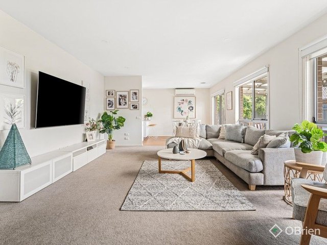 2/15 Bradford Drive, VIC 3201