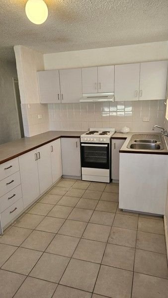 K8/125 Herdsman Parade, WA 6014