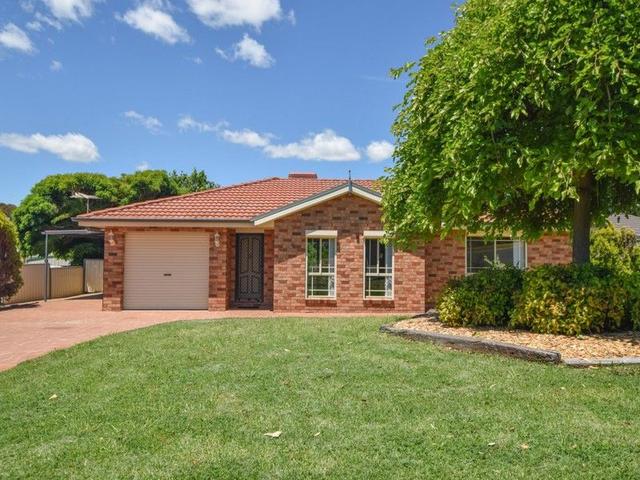 14 Hargreaves Crescent, NSW 2594