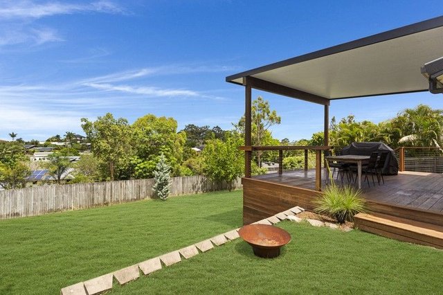 11 Sevenoaks Court, QLD 4213