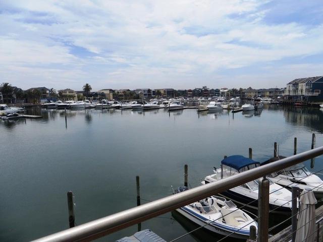 55 Scarborough Drive, VIC 3197