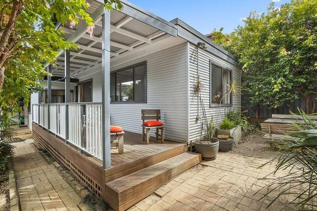 15 Lachlan Street, NSW 2515
