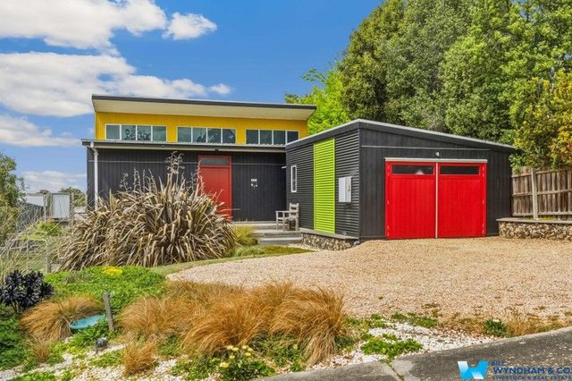 16 Clifton Close, VIC 3875