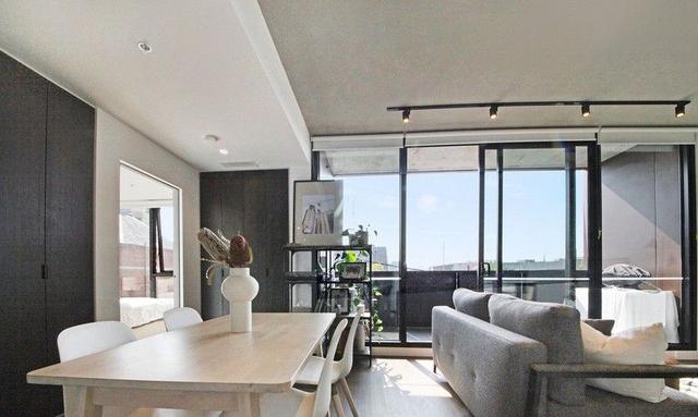 210/154 Cremorne Street, VIC 3121