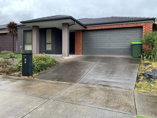 4 Moffat Drive, VIC 3075
