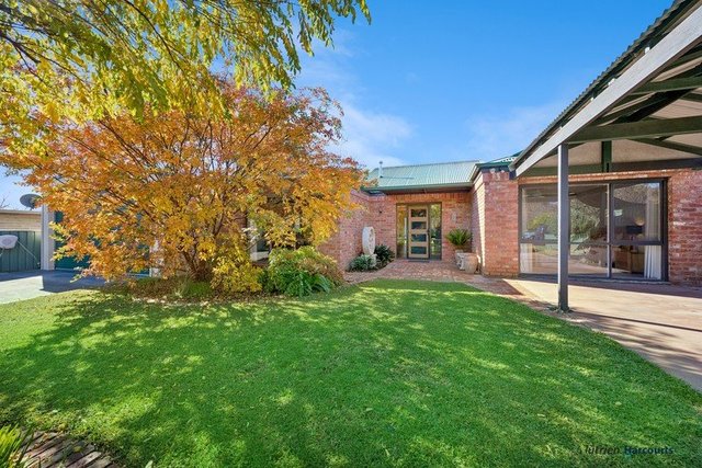 13 Albert Street, VIC 3714