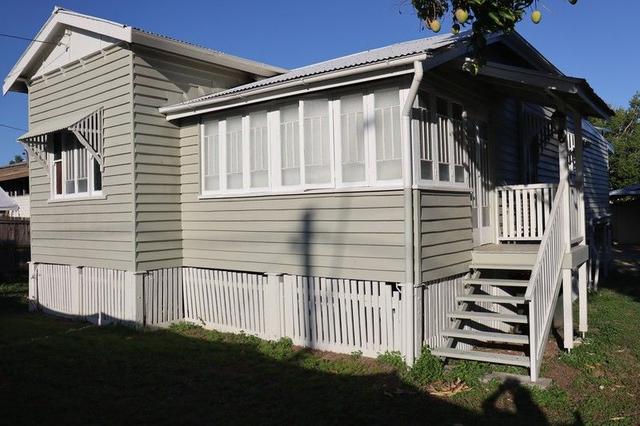 8 Carpet St, QLD 4804