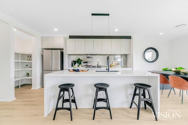 98 Cranbourne St, NSW 2765