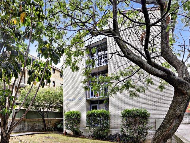 3/14 Pittwater Road, NSW 2111