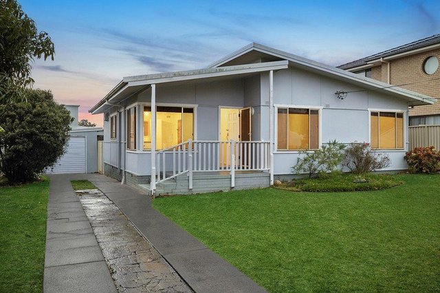 1 Mahnken Avenue, NSW 2212