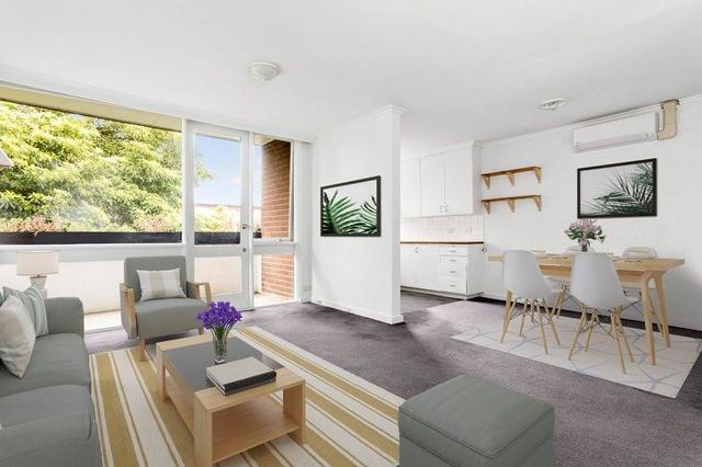 22/19 Robe Street, VIC 3182