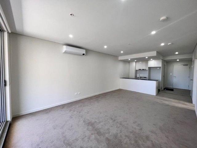 1002/22 Dressler Court, NSW 2160