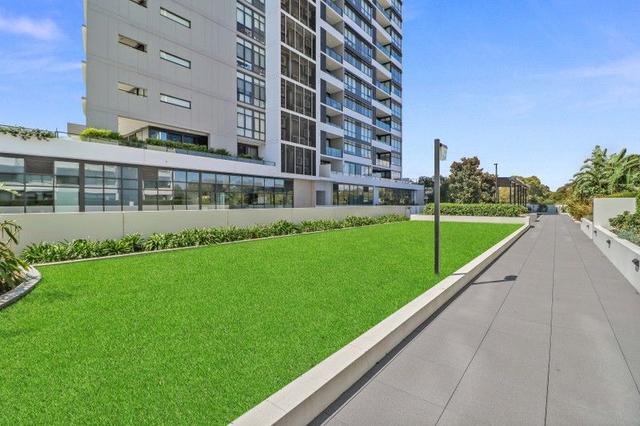 605/11 Solent Circuit, NSW 2153