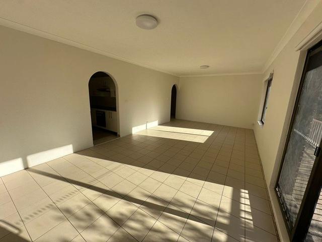 1/10 Willeroo Street, NSW 2195