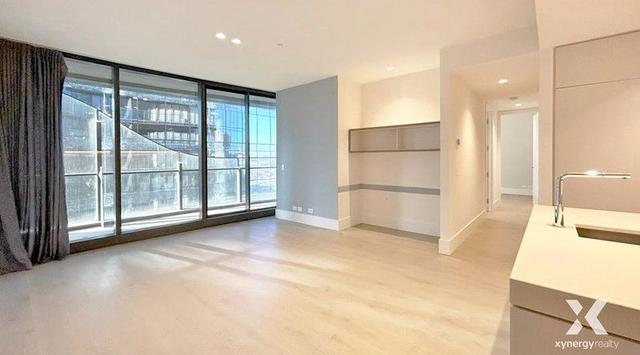 1302/1 Almeida Crescent, VIC 3141
