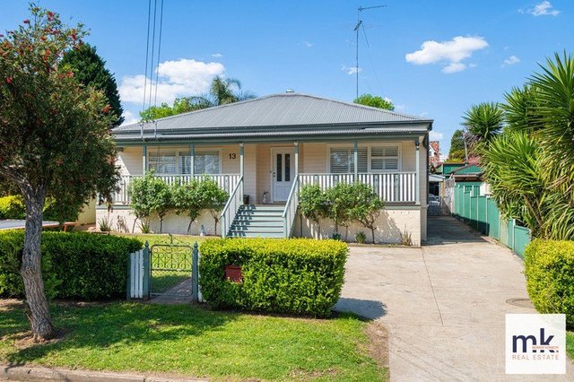 13 Engesta Avenue, NSW 2570