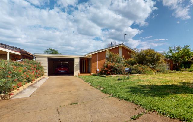 49 Oxley Circle, NSW 2830