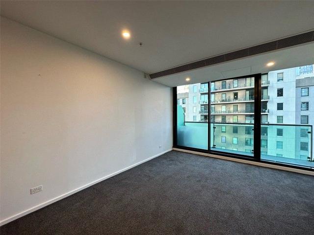 2215/151 City Road, VIC 3006