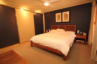 Bedroom 1 (2011-11-21)