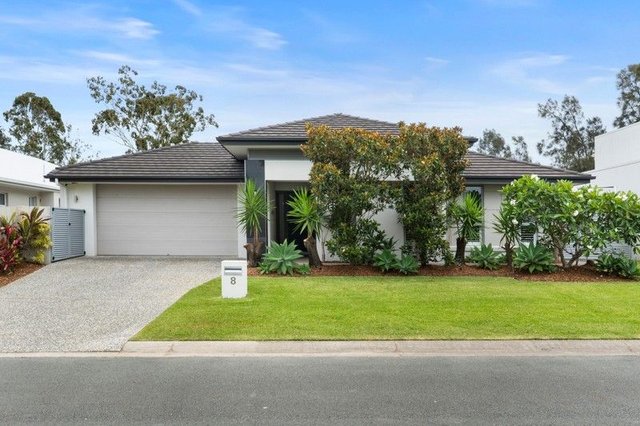 8 Waterside Esplanade, QLD 4212