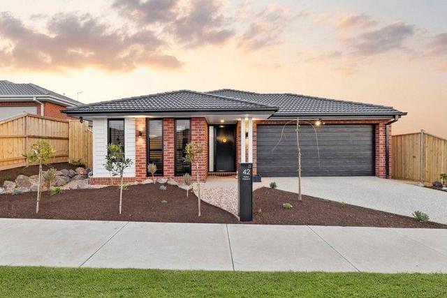 42 Patriot Crescent, VIC 3351