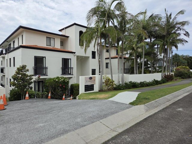 Unit 2/39-41 Elanda Street, QLD 4567