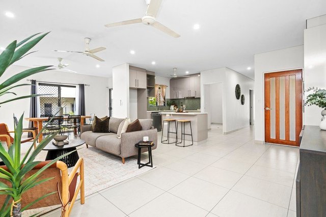 8 Bailey Circuit, NT 0810