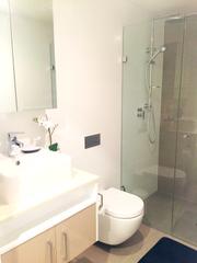 Bathroom (2018-05-01)