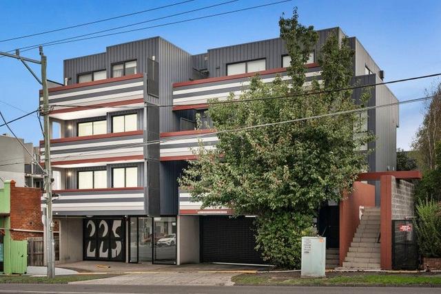 8/225 Buckley Street, VIC 3040