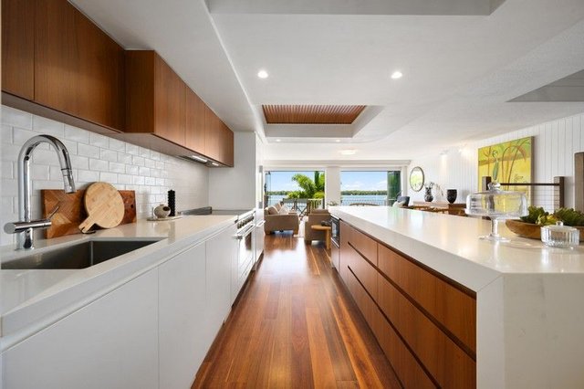 57/3 Marina  Crescent, QLD 4216