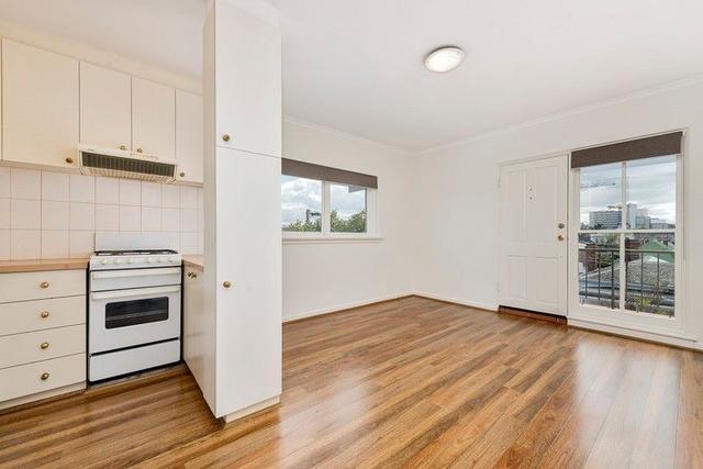 6/42 Eastbourne Street, VIC 3181