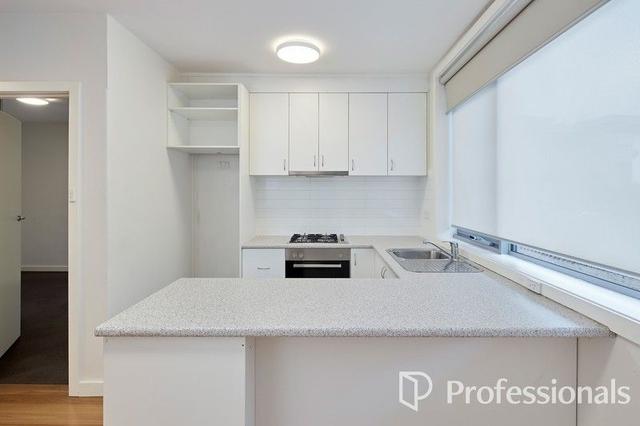 1/4 Burnett Street, VIC 3182