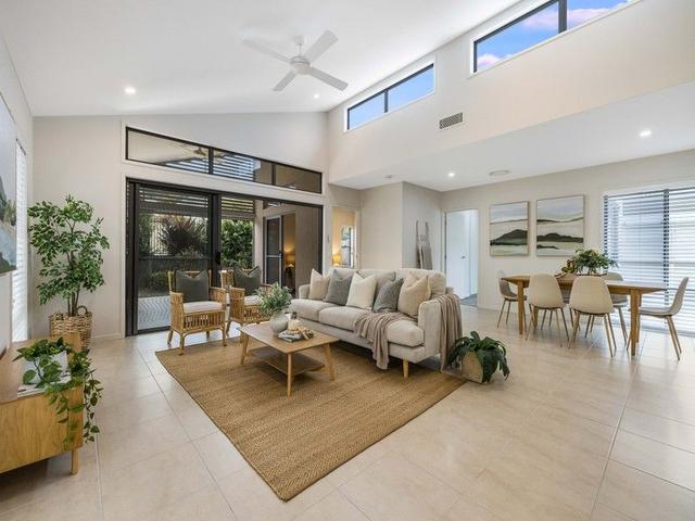 16/1 Halcyon Way, QLD 4560