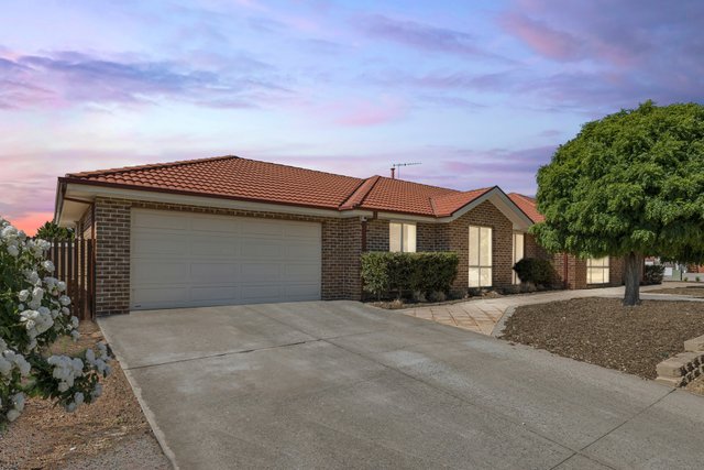 5 Henry Sutton Circuit, ACT 2615