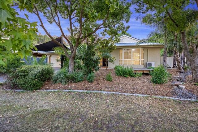 2 Sunrise Terrace, NSW 2640