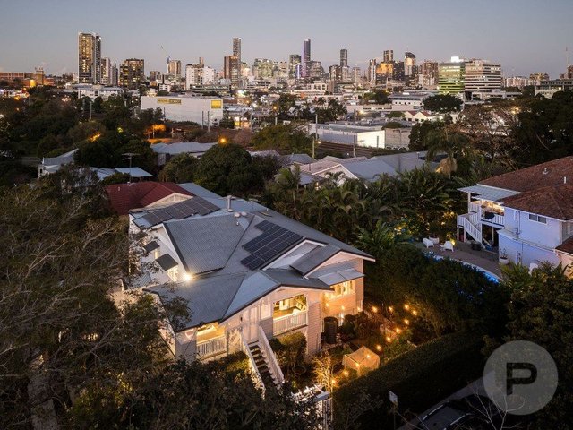 24 Challinor Street, QLD 4066