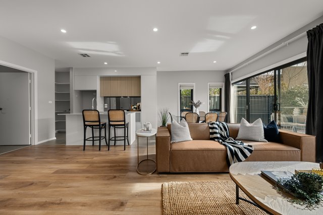 24/45 Negus Crescent, ACT 2602