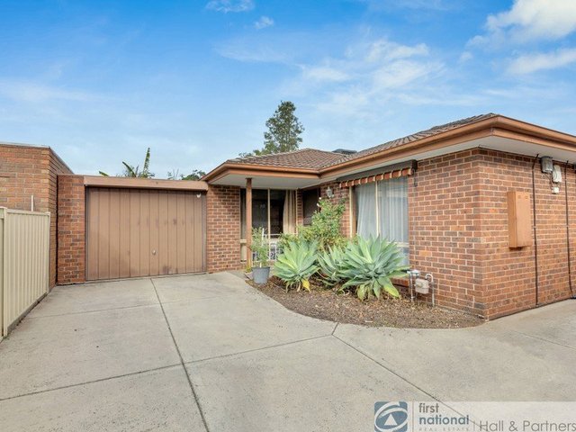 2/5 Gooding Court, VIC 3175