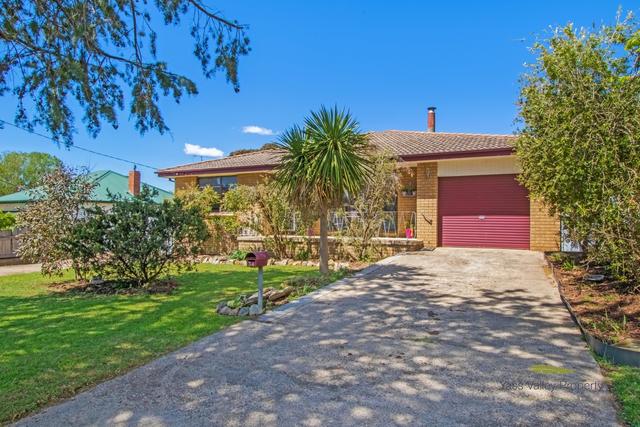 34 Cobham Street, NSW 2582