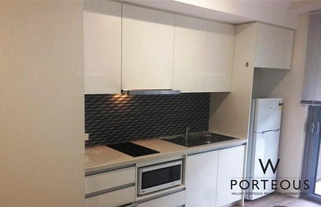 13/10 Quarry Street, WA 6160