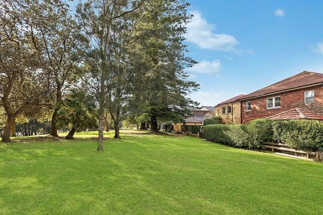 2/39 Eurobin Avenue, NSW 2095