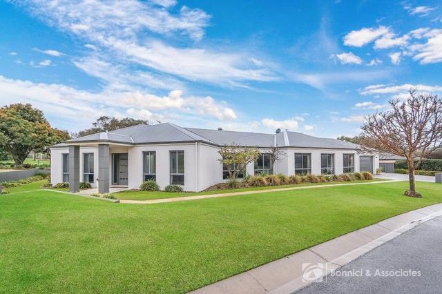 16 The Fell, NSW 2640