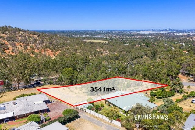 2 Stirling Road, WA 6056