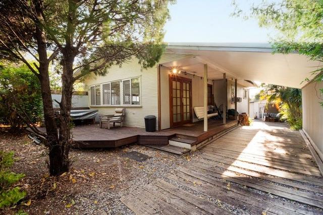 18 Fox Avenue, QLD 4215