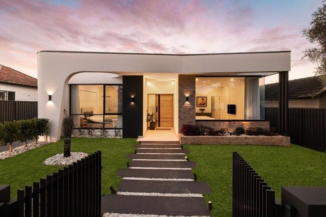 2 Robertson Road, NSW 2162