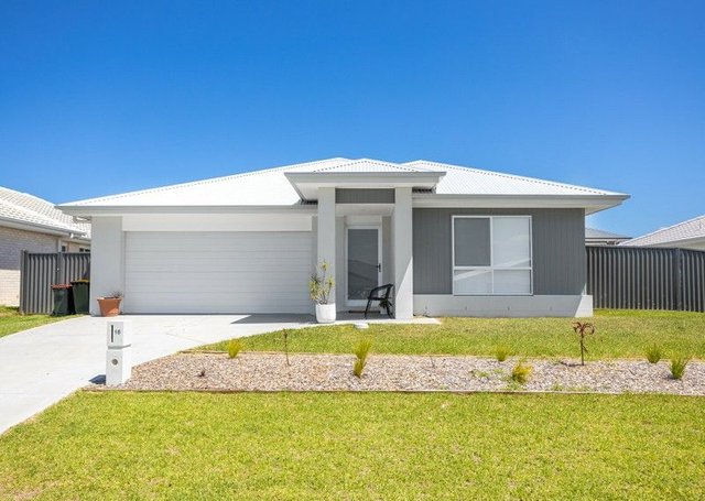 16 Cubbaroo Street, NSW 2430