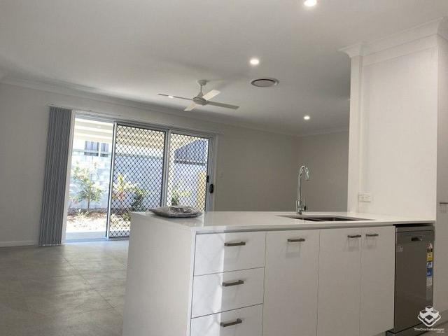 ID:21130230/35 Claussen St, QLD 4118