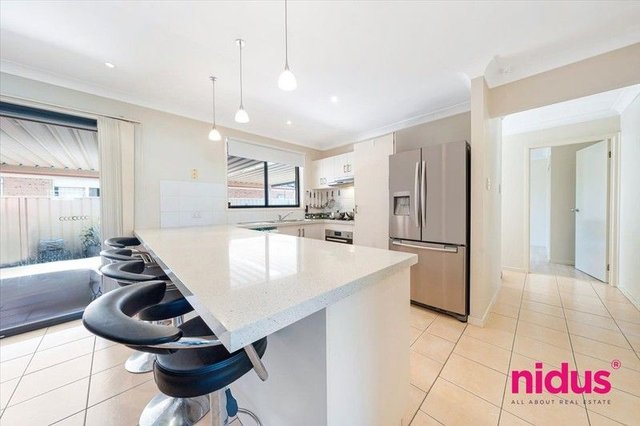 4 Bataan Place, NSW 2770